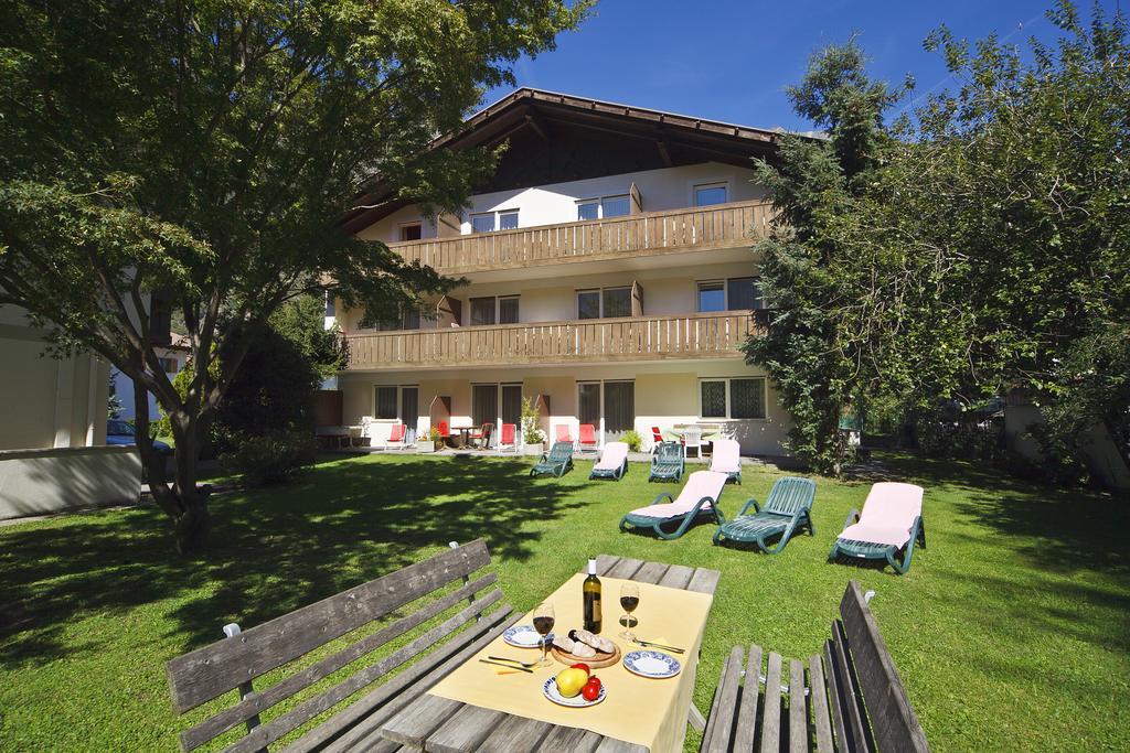 Alpina Residence Naturns Bagian luar foto